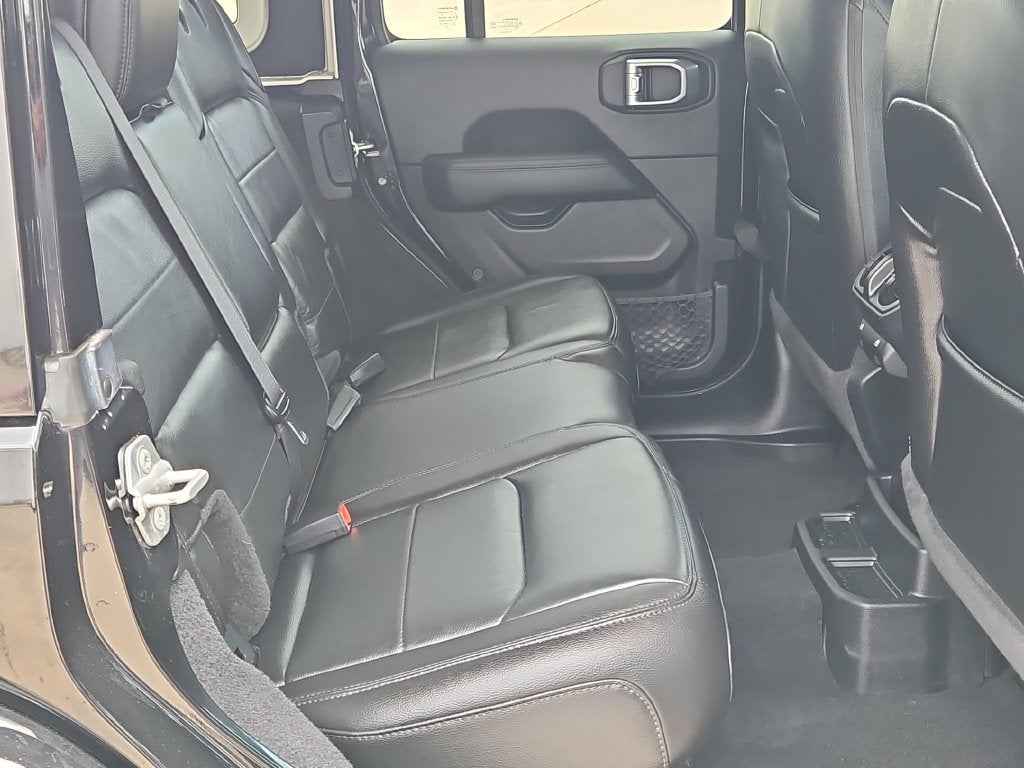 2021 Jeep Wrangler Unlimited Sahara Altitude