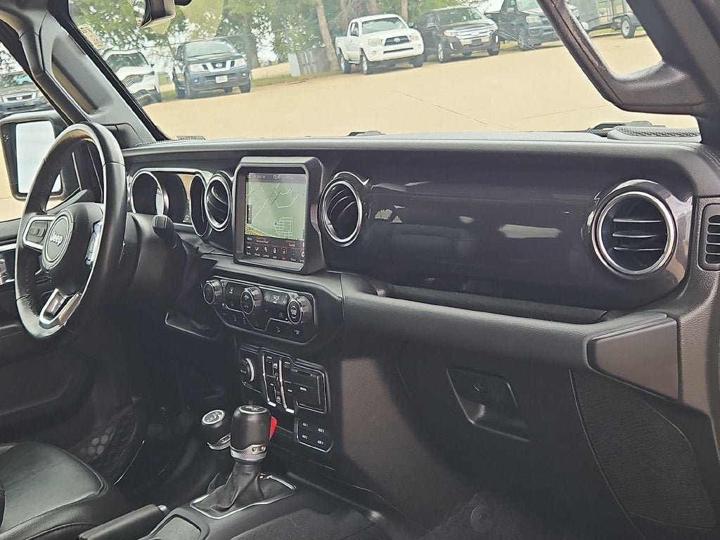 2021 Jeep Wrangler Unlimited Sahara Altitude