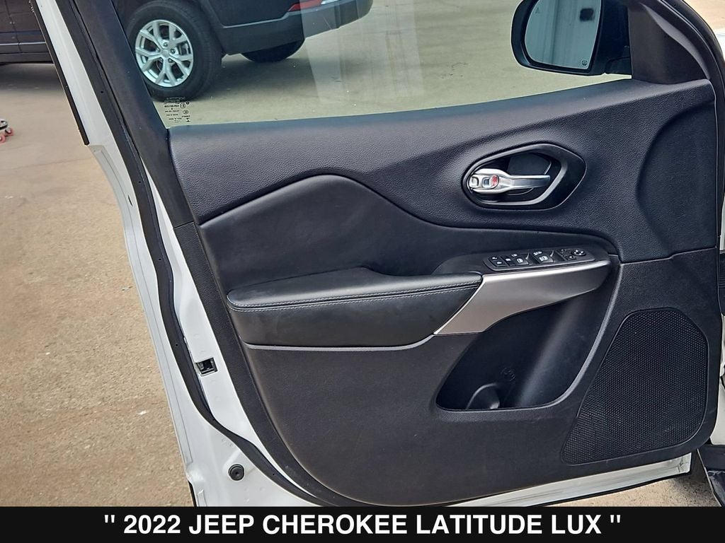 2022 Jeep Cherokee Latitude Lux