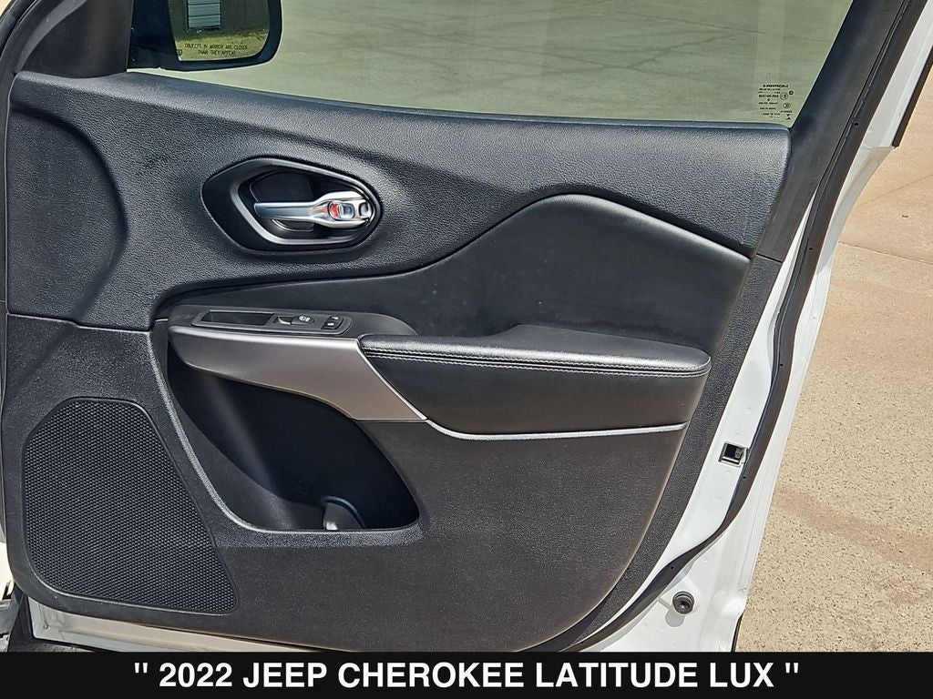 2022 Jeep Cherokee Latitude Lux