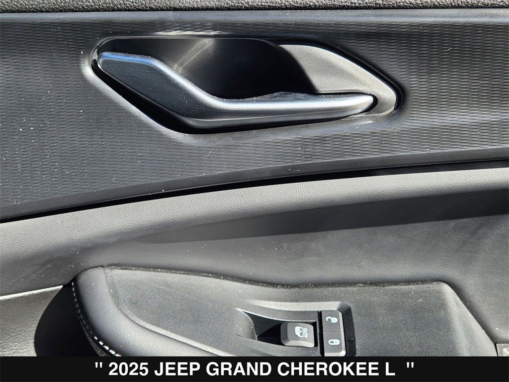 2025 Jeep Grand Cherokee L Altitude X