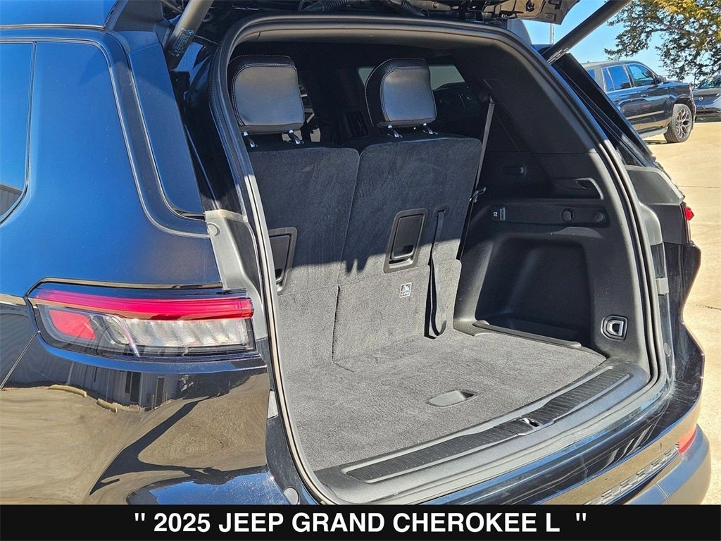 2025 Jeep Grand Cherokee L Altitude X