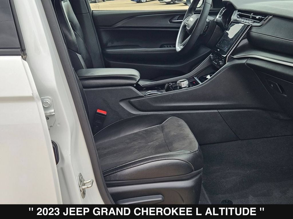 2023 Jeep Grand Cherokee L Altitude