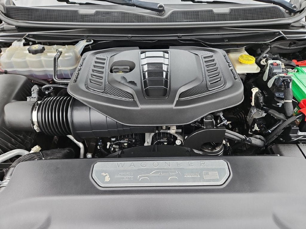 2023 Jeep Wagoneer Base