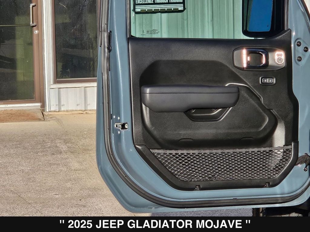2025 Jeep Gladiator Mojave