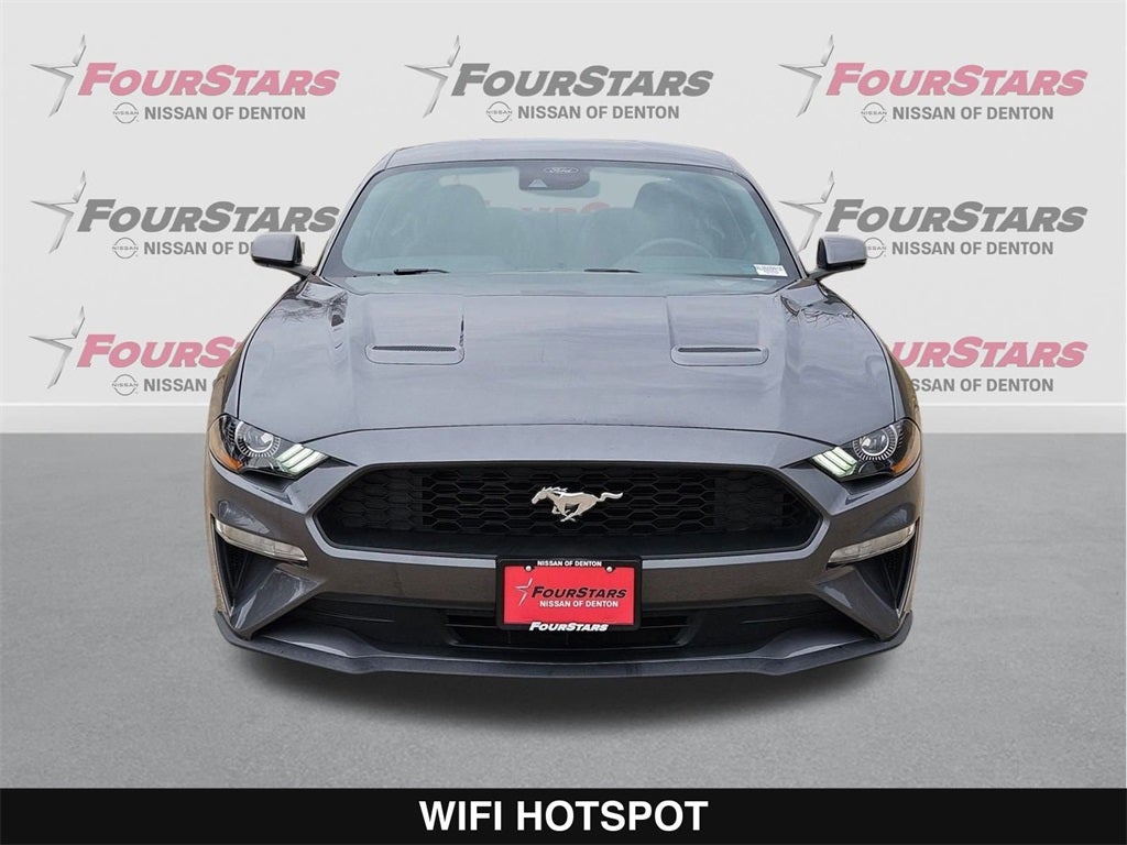 2022 Ford Mustang EcoBoost