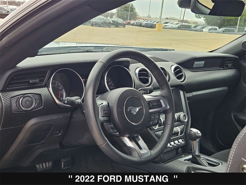 2022 Ford Mustang EcoBoost