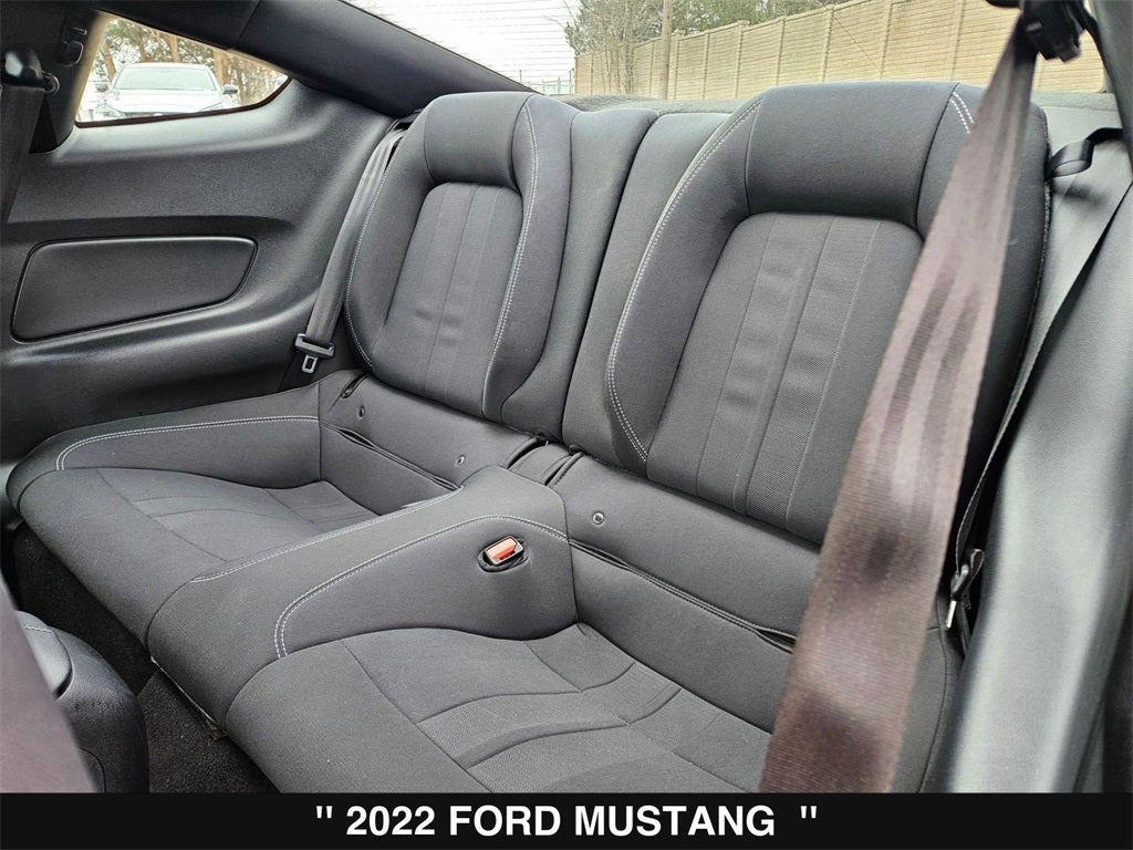 2022 Ford Mustang EcoBoost