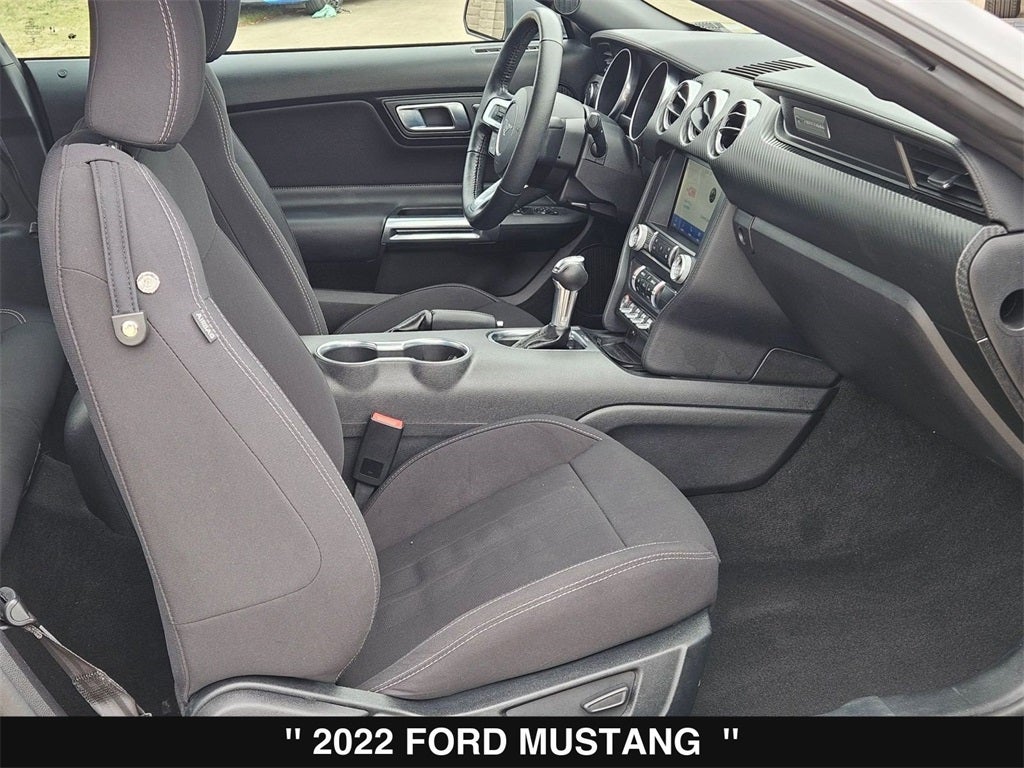 2022 Ford Mustang EcoBoost