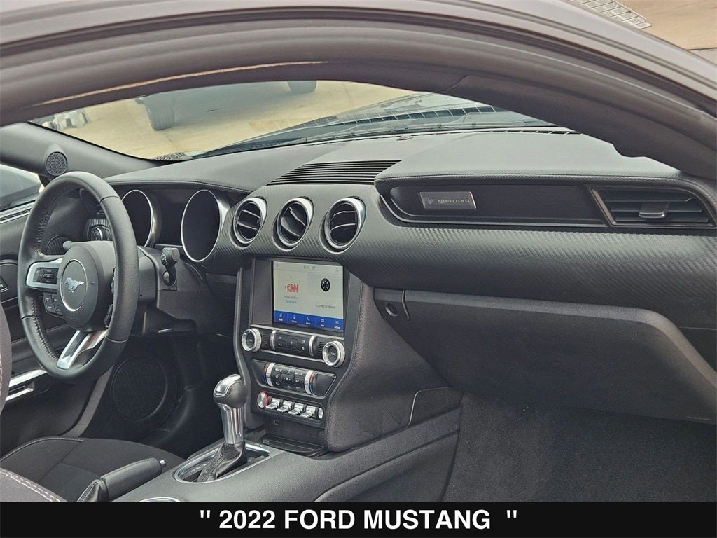 2022 Ford Mustang EcoBoost
