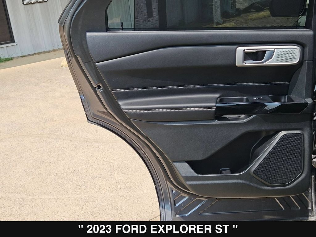 2023 Ford Explorer ST