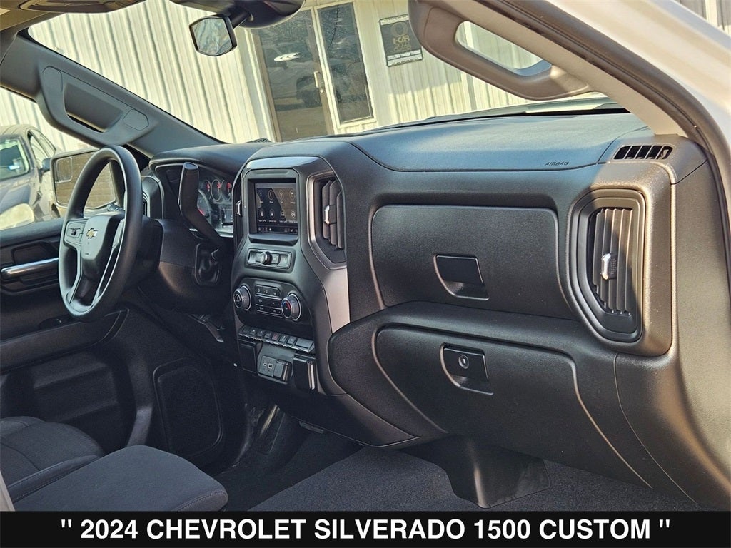 2024 Chevrolet Silverado 1500 Custom