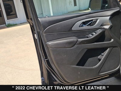 2022 Chevrolet Traverse LT Leather