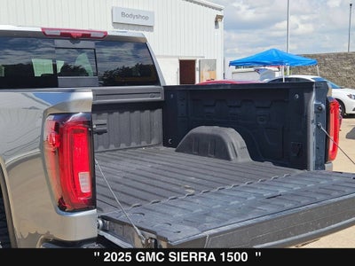 2025 GMC Sierra 1500 AT4
