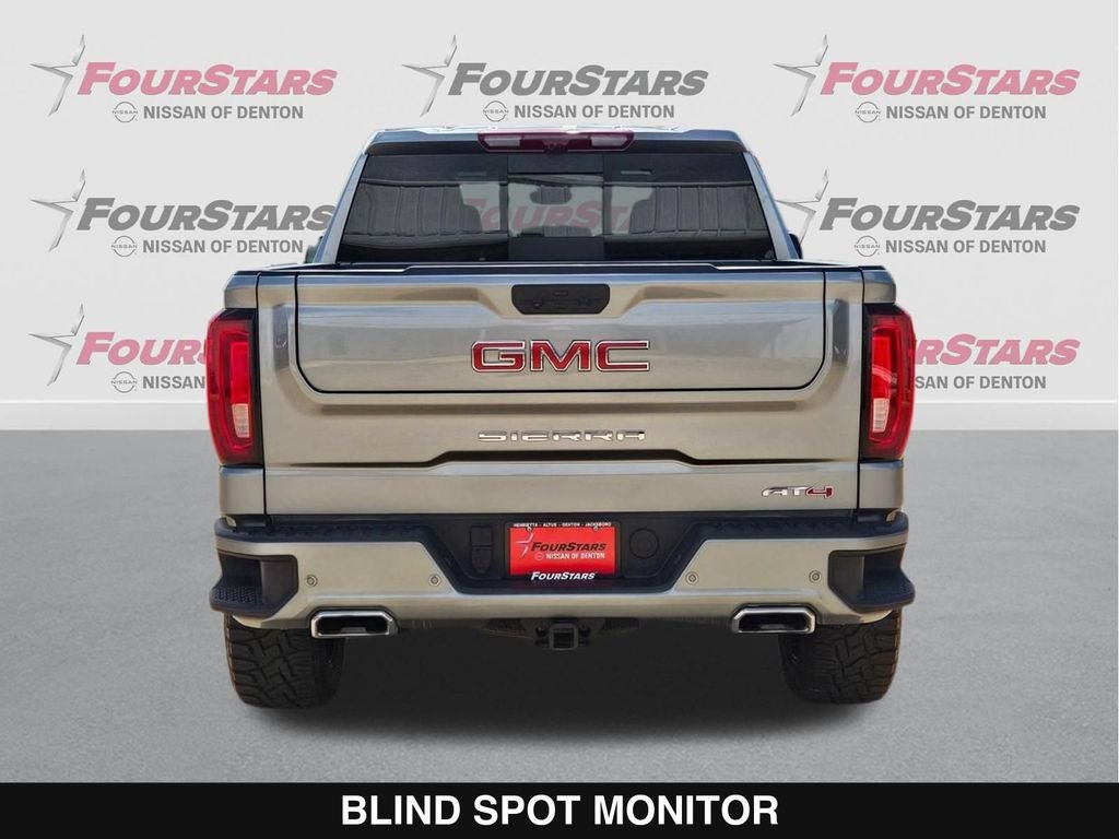 2025 GMC Sierra 1500 AT4