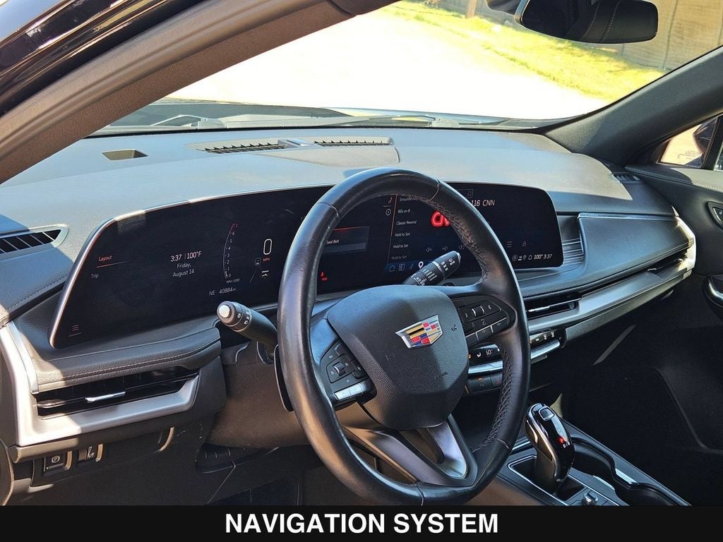 2025 Cadillac XT4 Premium Luxury