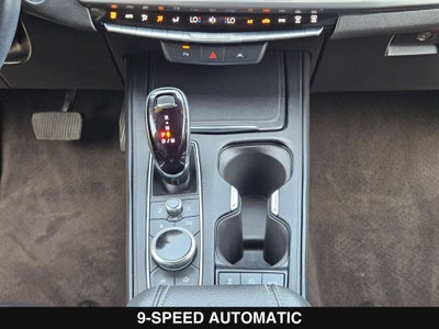2025 Cadillac XT4 Premium Luxury