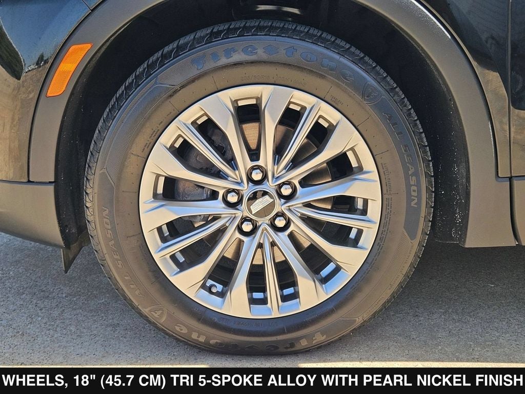 2025 Cadillac XT4 Premium Luxury