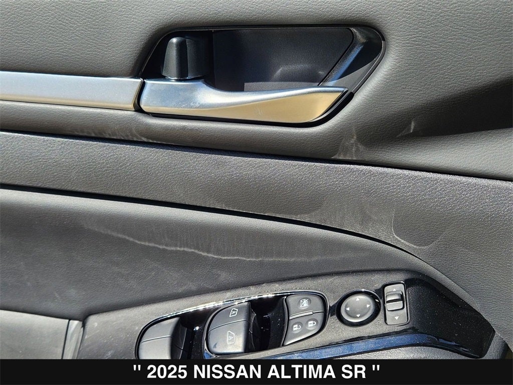 2025 Nissan Altima 2.5 SR