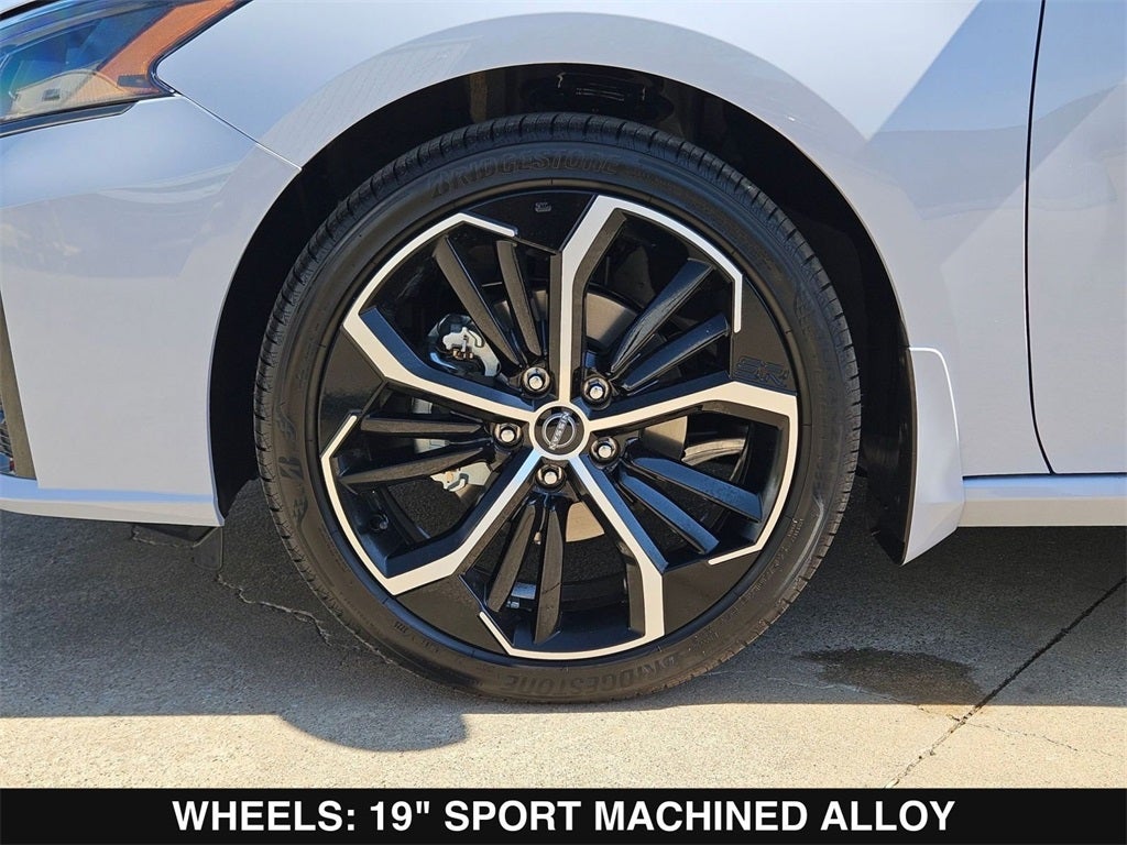 2025 Nissan Altima 2.5 SR