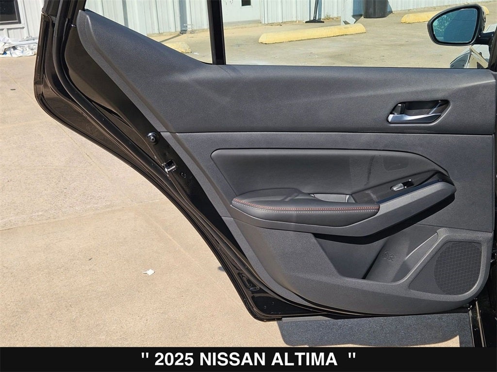 2025 Nissan Altima 2.5 SR