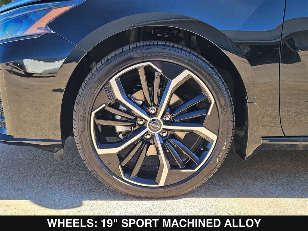 2025 Nissan Altima 2.5 SR