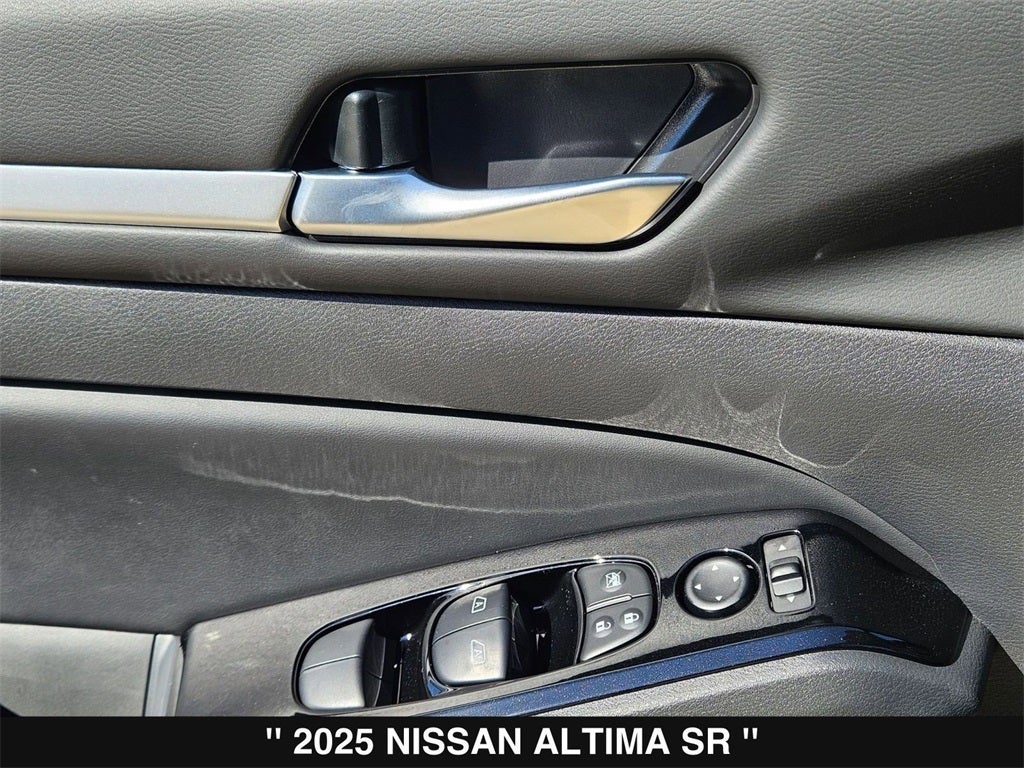 2025 Nissan Altima 2.5 SR