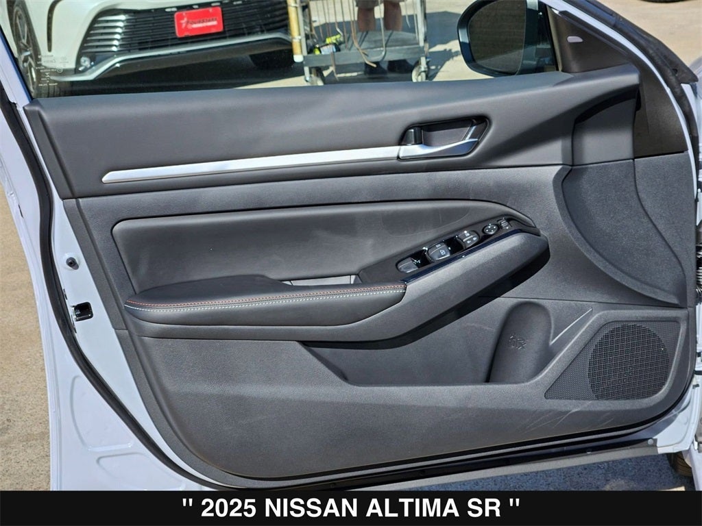 2025 Nissan Altima 2.5 SR