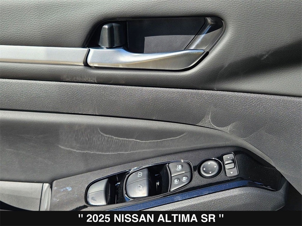 2025 Nissan Altima 2.5 SR