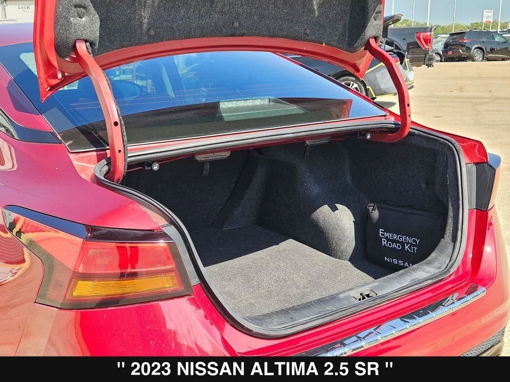 2023 Nissan Altima 2.5 SR