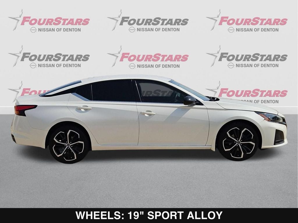 2023 Nissan Altima 2.5 SR