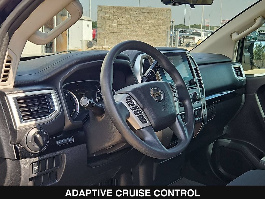 2021 Nissan Titan SV