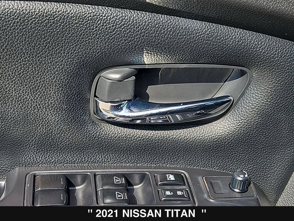 2021 Nissan Titan SV