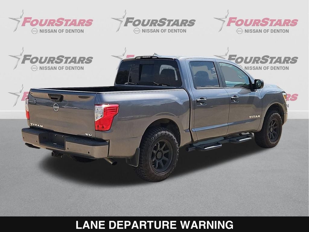 2024 Nissan Titan SV