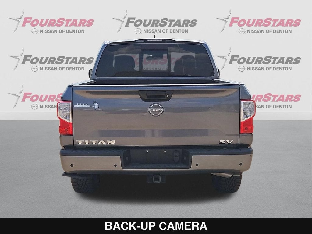 2024 Nissan Titan SV