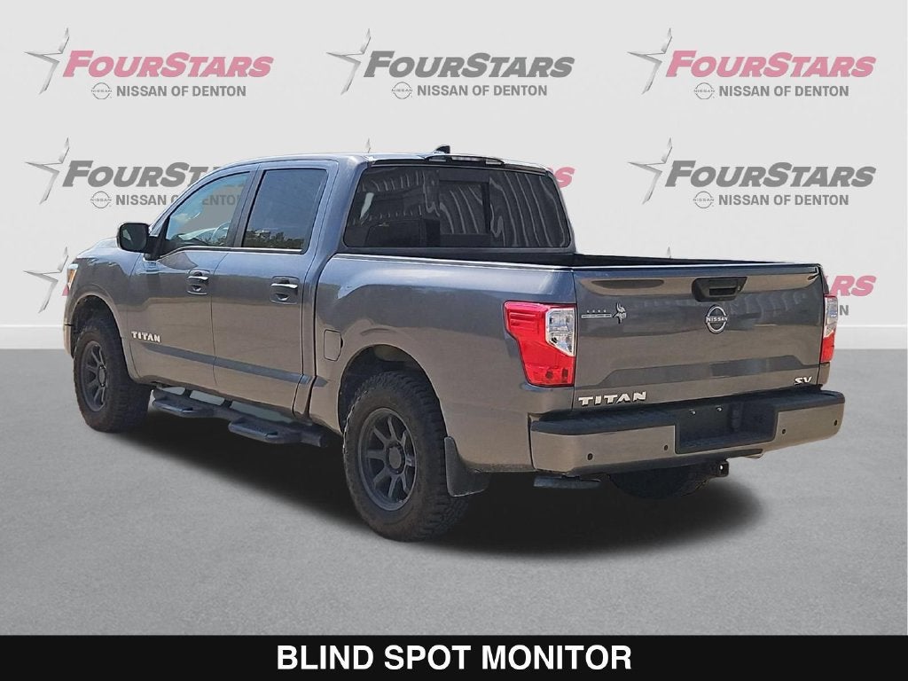 2024 Nissan Titan SV