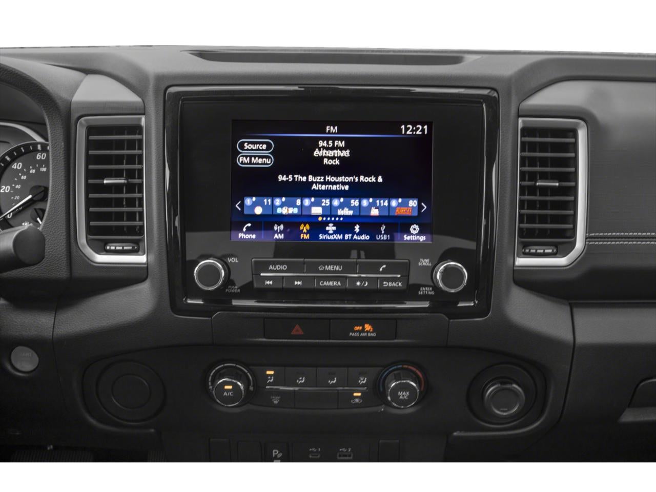 2024 Nissan Frontier SV