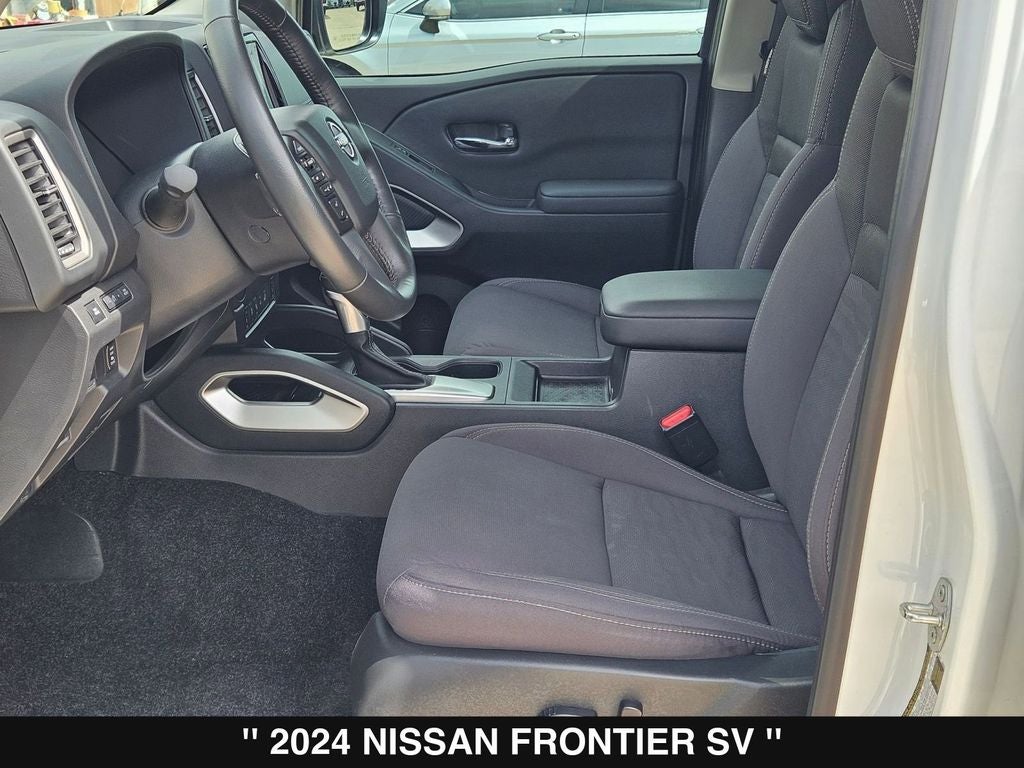 2024 Nissan Frontier SV