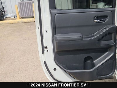 2024 Nissan Frontier SV