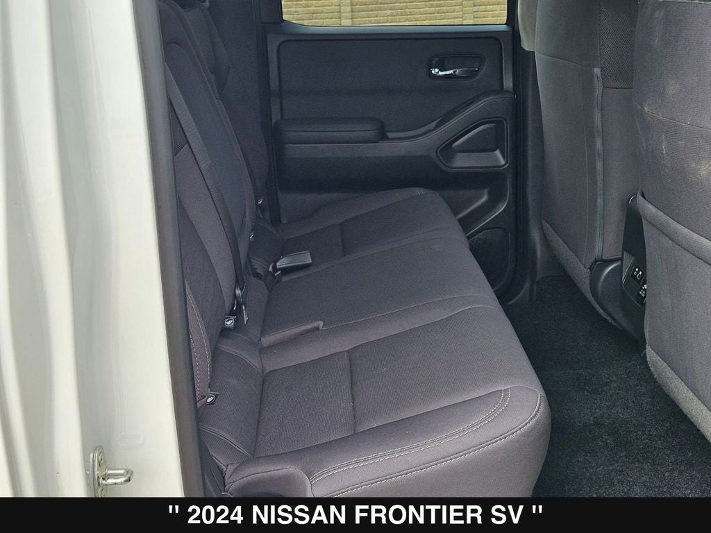 2024 Nissan Frontier SV