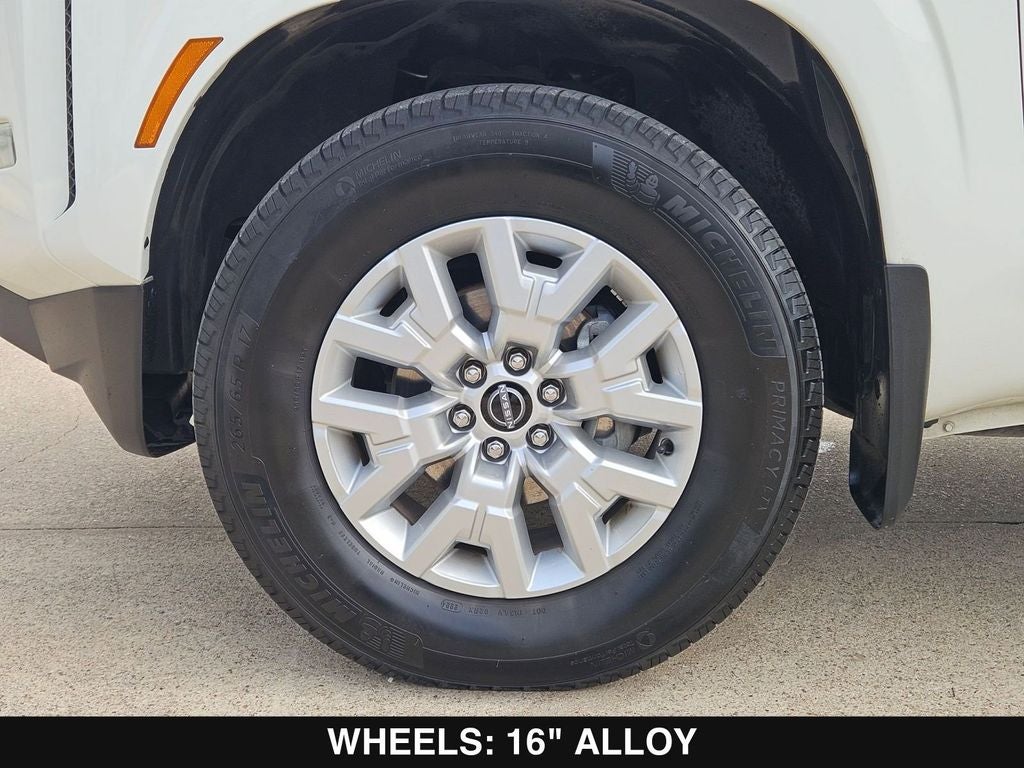 2024 Nissan Frontier SV