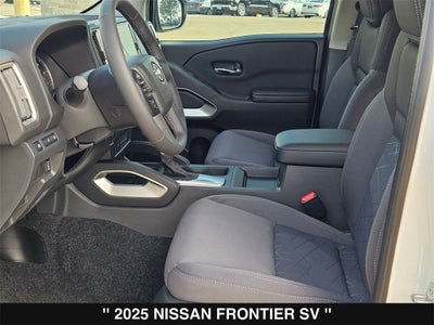 2025 Nissan Frontier SV
