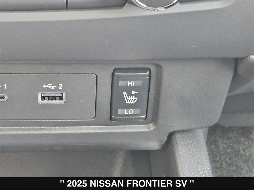 2025 Nissan Frontier SV