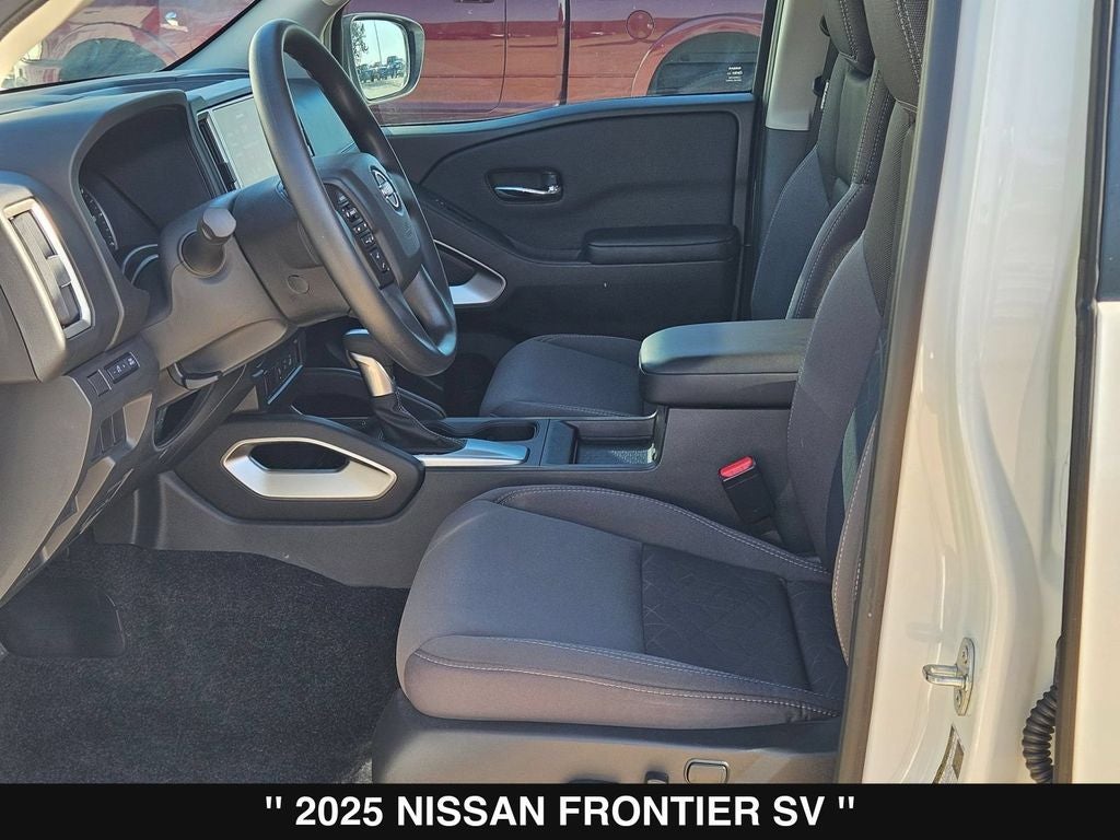 2025 Nissan Frontier SV