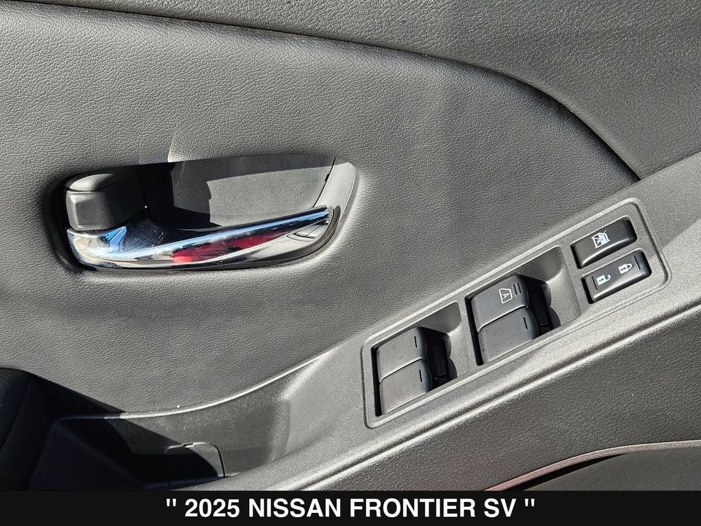 2025 Nissan Frontier SV