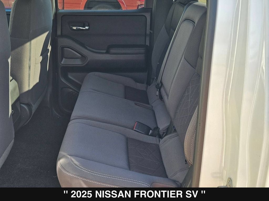 2025 Nissan Frontier SV