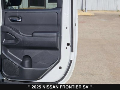 2025 Nissan Frontier SV