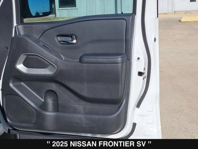2025 Nissan Frontier SV