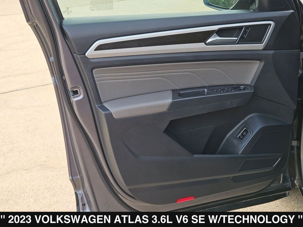 2023 Volkswagen Atlas 3.6L V6 SE w/Technology