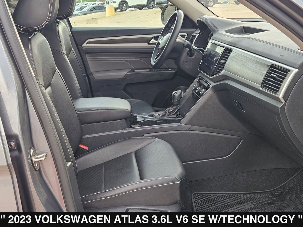 2023 Volkswagen Atlas 3.6L V6 SE w/Technology